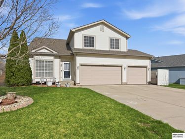13702 Leona Lane, Bellevue, NE 68123