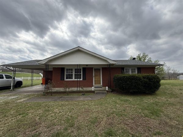 4850 Caneyville Road , Morgantown, KY 42261