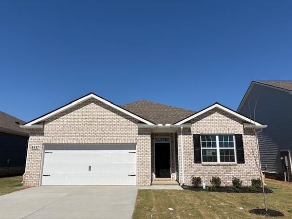 8937 Round Bale Avenue , Bowling Green, KY 42104