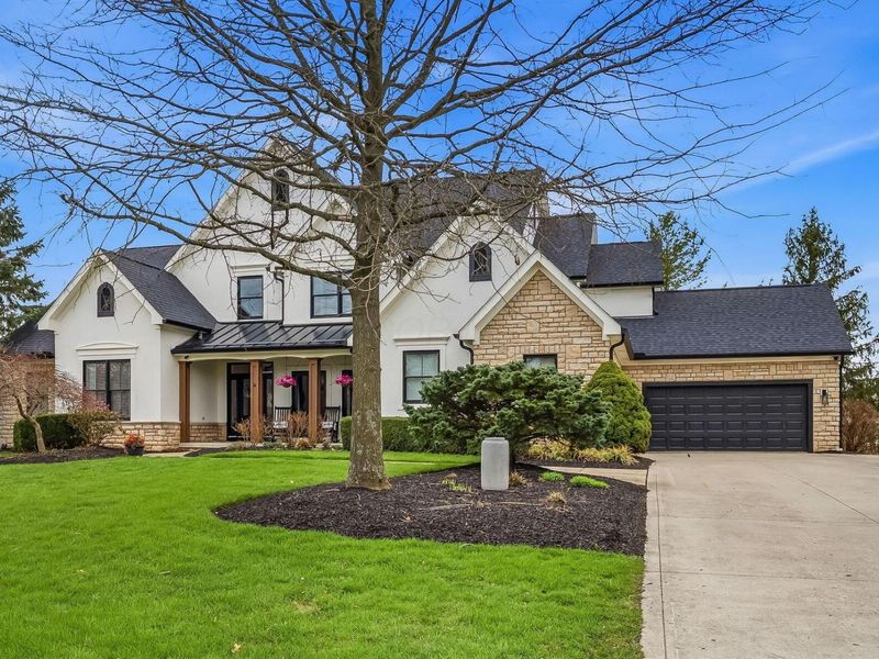 8219 Campden Lakes Boulevard, Dublin, OH 43016 Photo 2