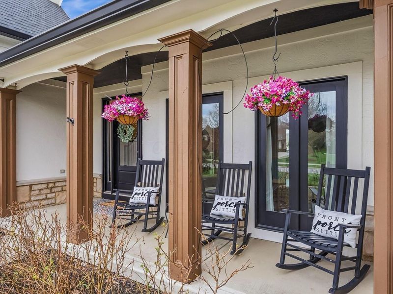 8219 Campden Lakes Boulevard, Dublin, OH 43016 Photo 3