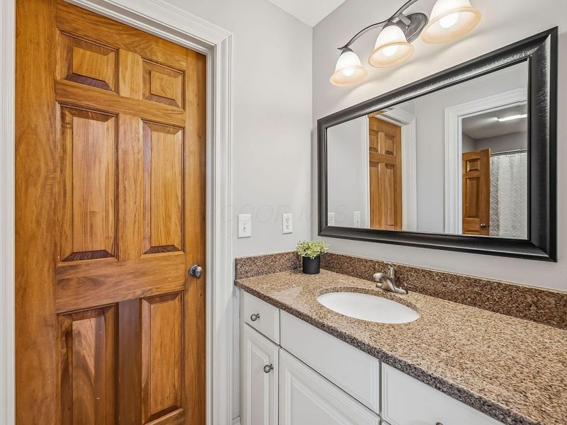 8219 Campden Lakes Boulevard, Dublin, OH 43016 Photo 32