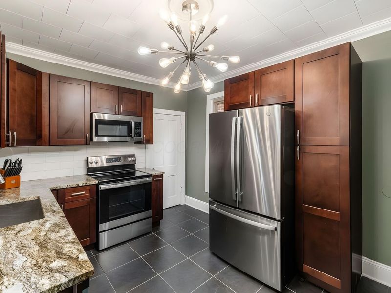 951 Mount Pleasant Avenue, Columbus, OH 43201 Photo 11