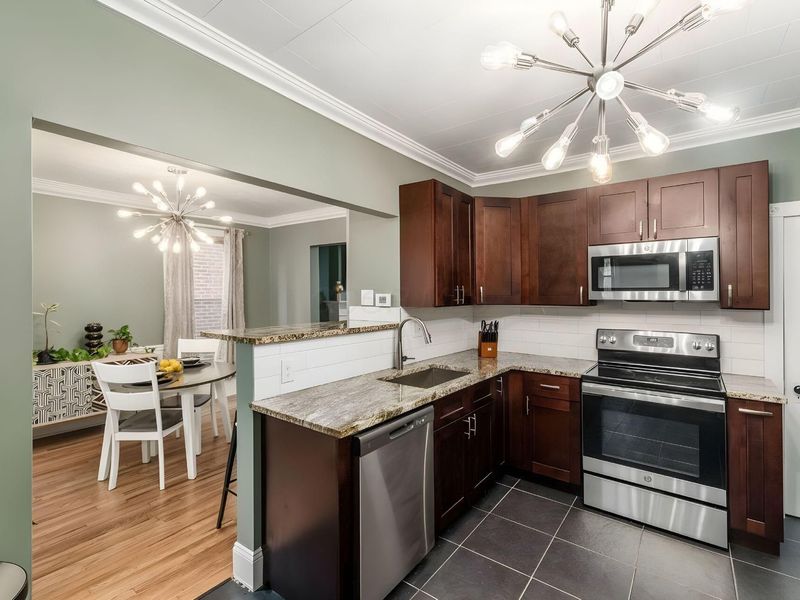 951 Mount Pleasant Avenue, Columbus, OH 43201 Photo 12