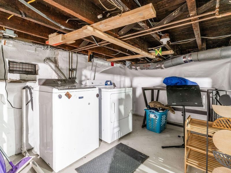 951 Mount Pleasant Avenue, Columbus, OH 43201 Photo 22