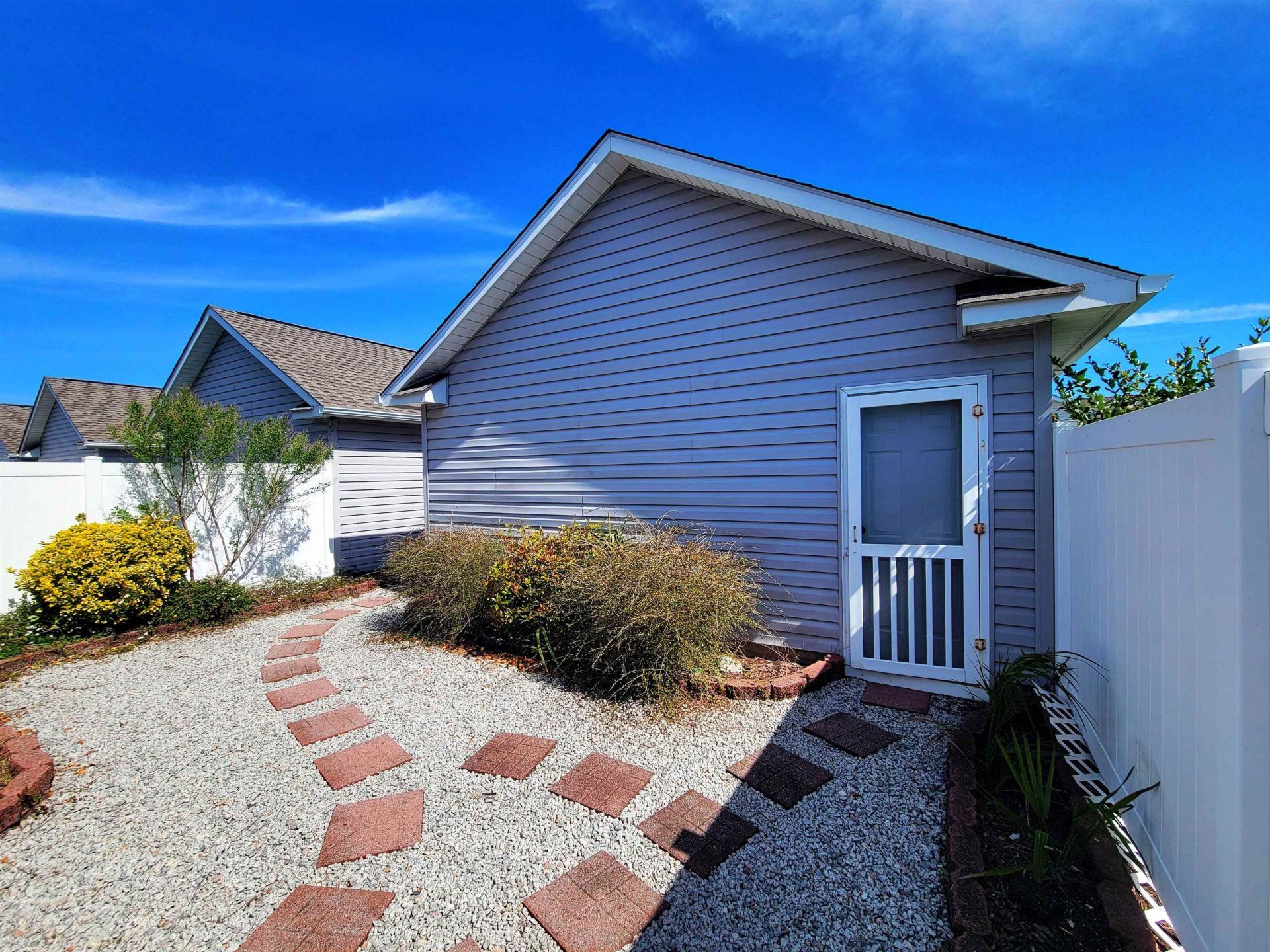 748 Santo Dr.  Photo 29