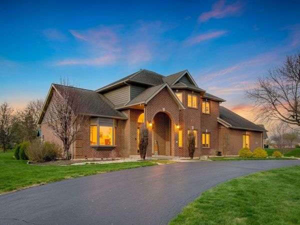 2889 Stoneybrook Drive, Lima, OH 45805