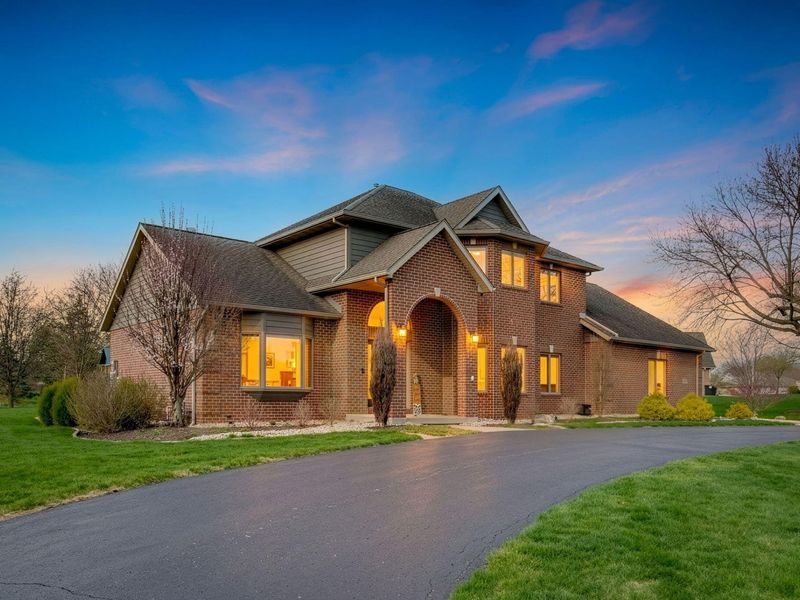 2889 Stoneybrook Drive, Lima, OH 45805 Photo 1