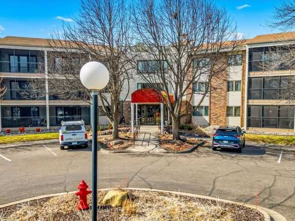 3150 Glen Oaks Avenue, Unit 105A, White Bear Lake, MN 55110