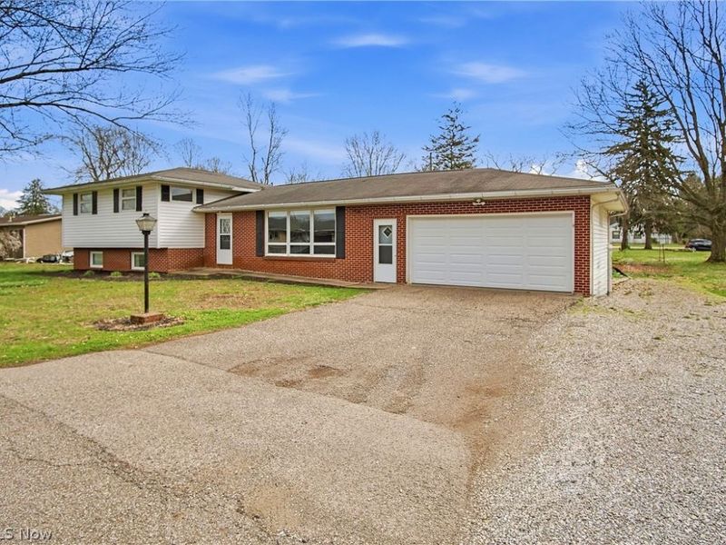 12360 2nd Avenue, Trinway, OH 43842 Photo 3