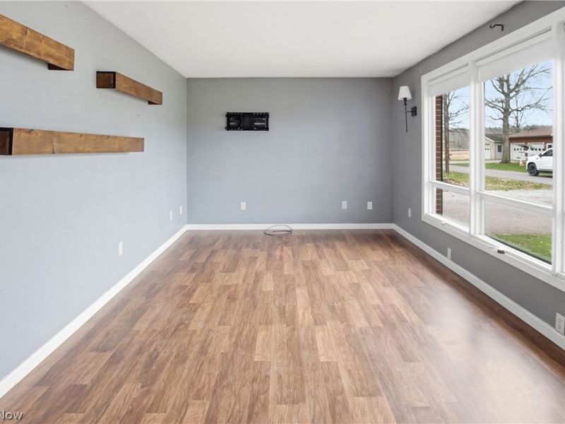 12360 2nd Avenue, Trinway, OH 43842 Photo 9