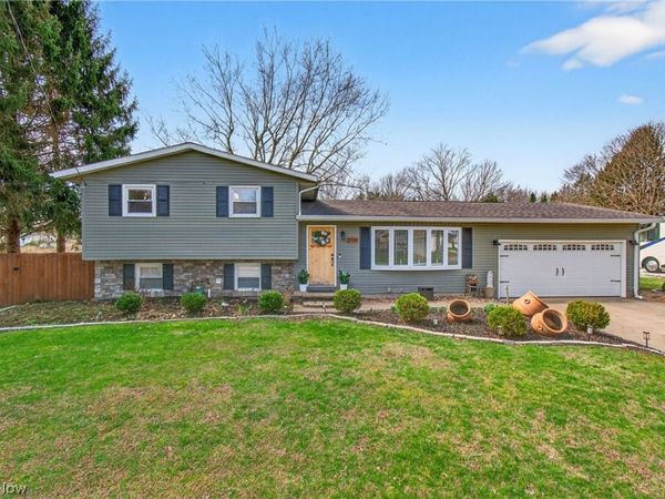 2994 Forestview Street NE, Canton, OH 44721