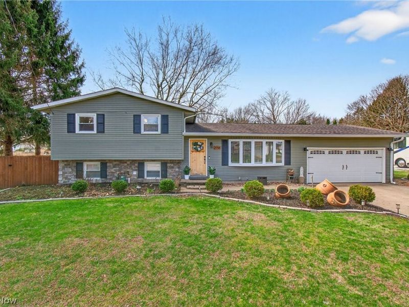 2994 Forestview Street NE, Canton, OH 44721 Photo 1