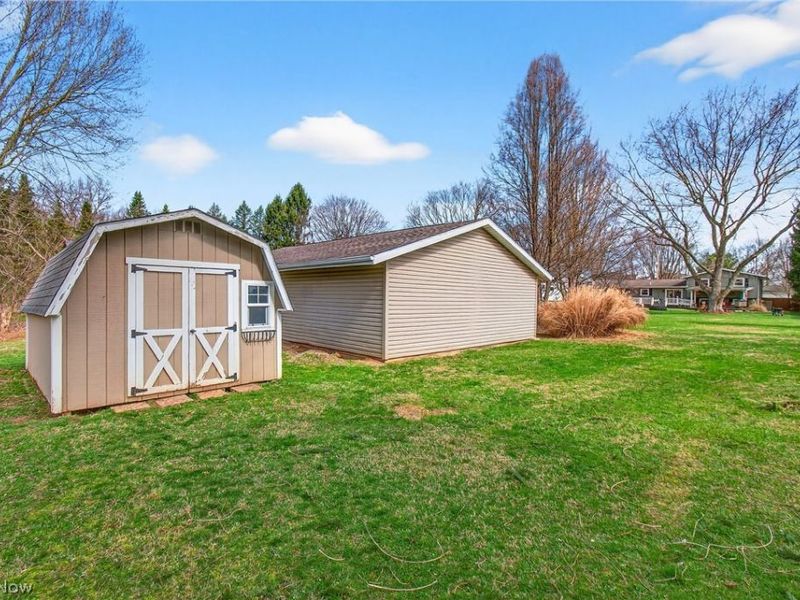 2994 Forestview Street NE, Canton, OH 44721 Photo 35