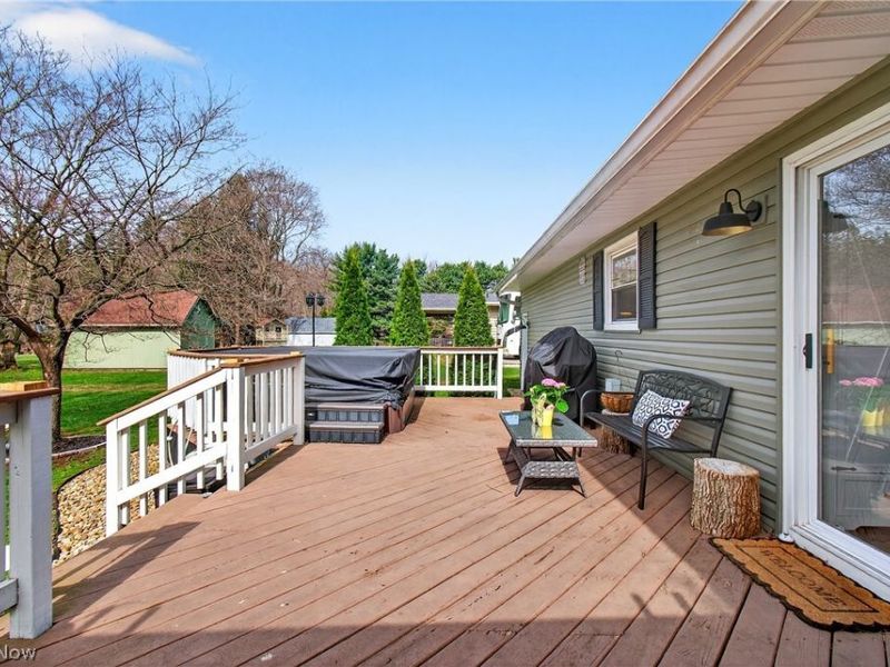 2994 Forestview Street NE, Canton, OH 44721 Photo 5