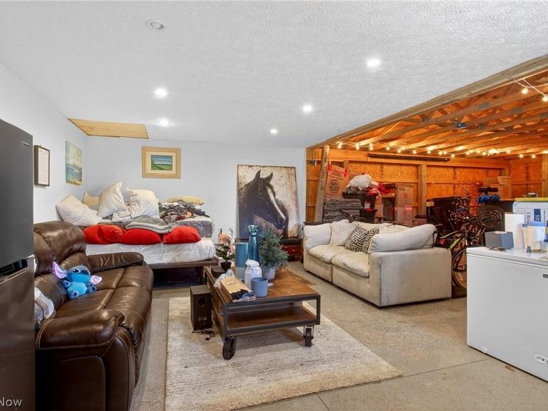 2994 Forestview Street NE, Canton, OH 44721 Photo 9