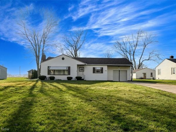 5838 Harter Home Drive , Akron, OH 44319