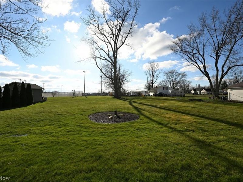 5838 Harter Home Drive, Akron, OH 44319 Photo 13