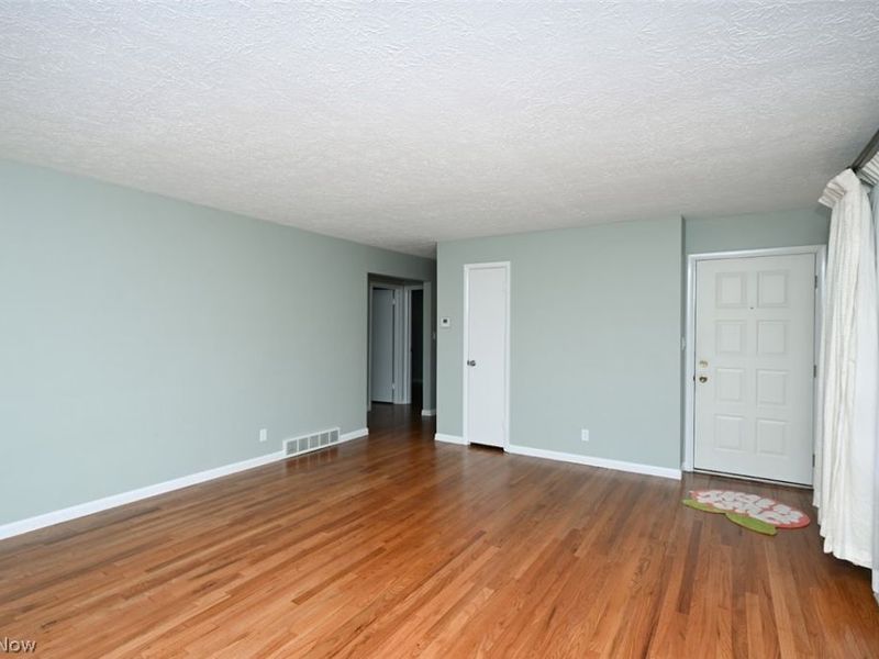 5838 Harter Home Drive, Akron, OH 44319 Photo 19