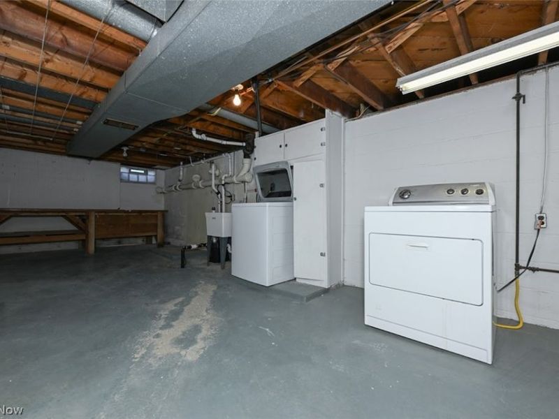 5838 Harter Home Drive, Akron, OH 44319 Photo 30