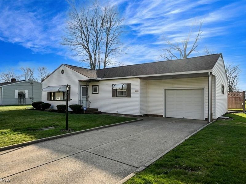 5838 Harter Home Drive, Akron, OH 44319 Photo 5