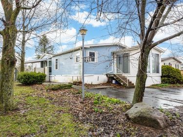 211 Sunset Drive, Holley, NY 14470