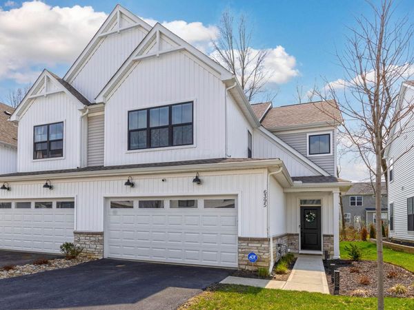 6395 Angelica Way , Westerville, OH 43081