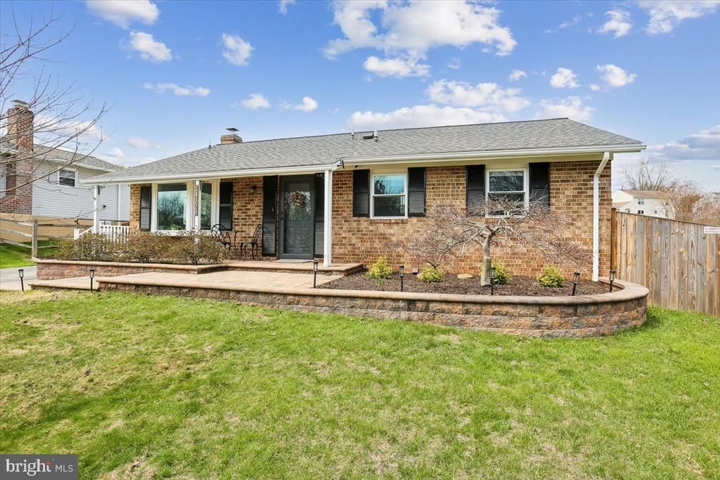 24328 FLAMINGO TERRACE, GAITHERSBURG, MD 20882