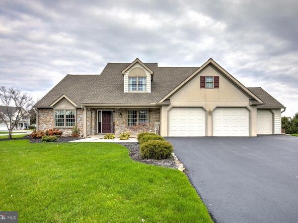 12 BUCKINGHAM LANE, GORDONVILLE, PA 17529