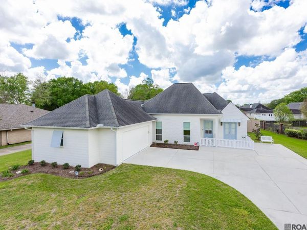13534 Mary Edith Pl, Baton Rouge, LA 70809