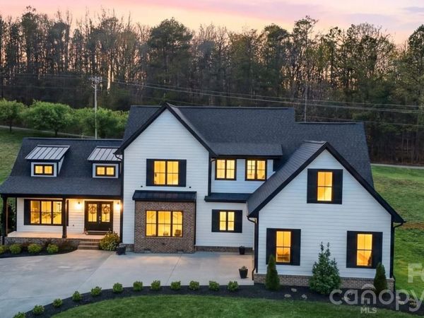 157 Franklin Lane, Taylorsville, NC 28681