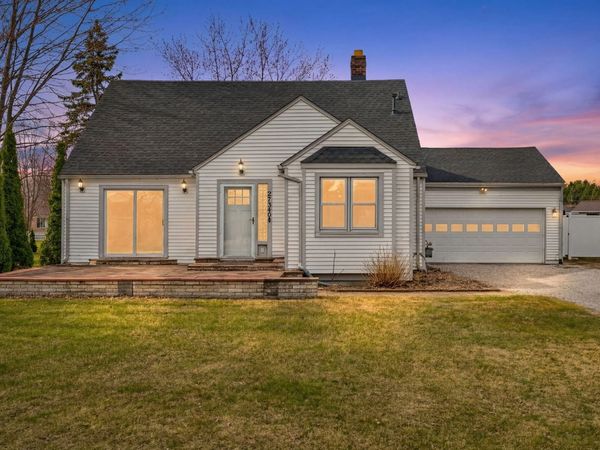 27340 Telstar Street, Chesterfield, MI 48051