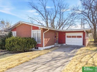 4613 N 83rd Street, Omaha, NE 68134