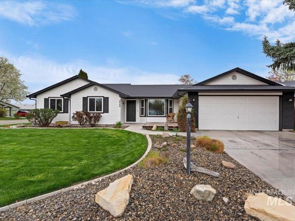 4844 N Johns Landing Way, Boise, ID 83703