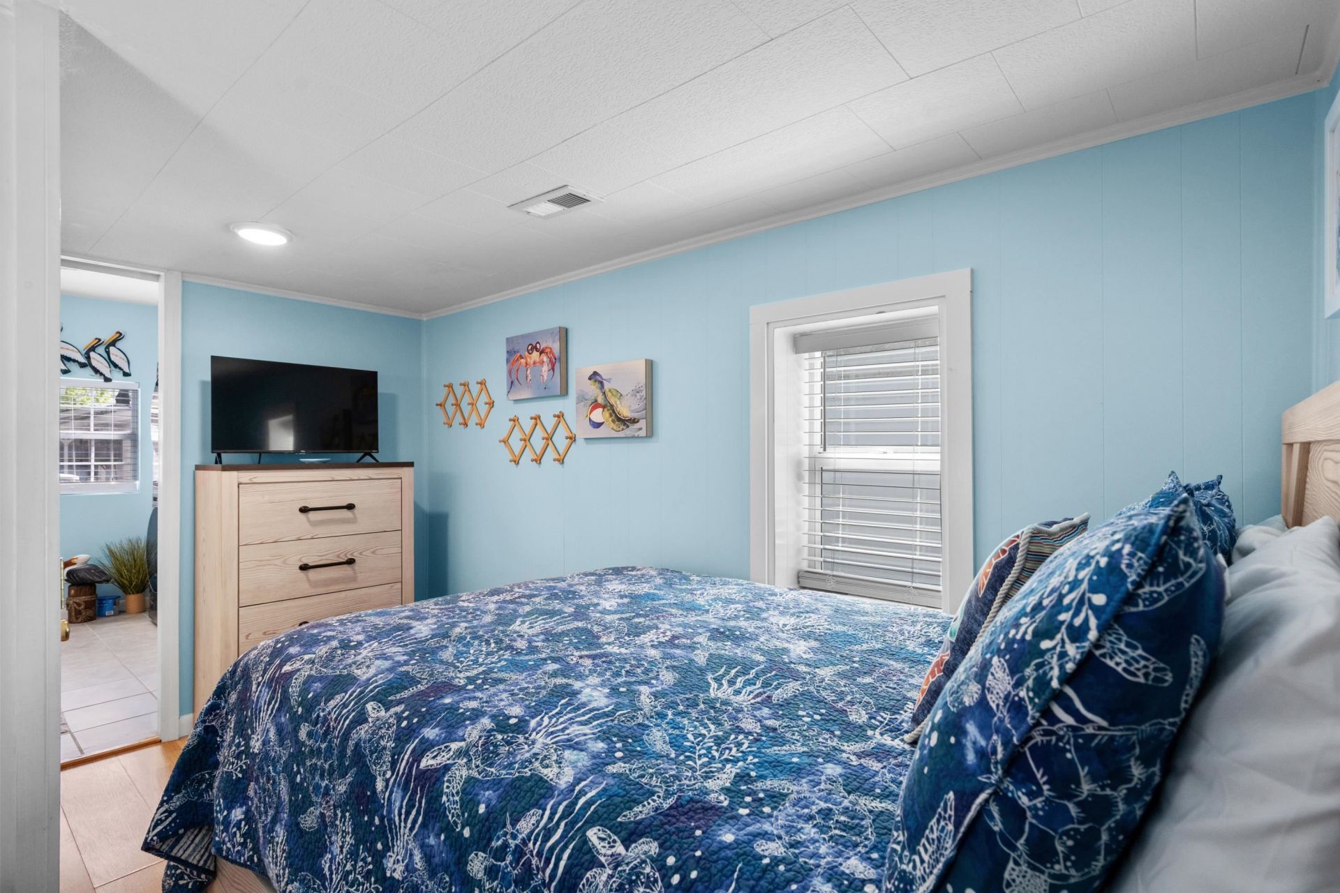 6001 - 1805 S Kings Hwy.  Photo 24