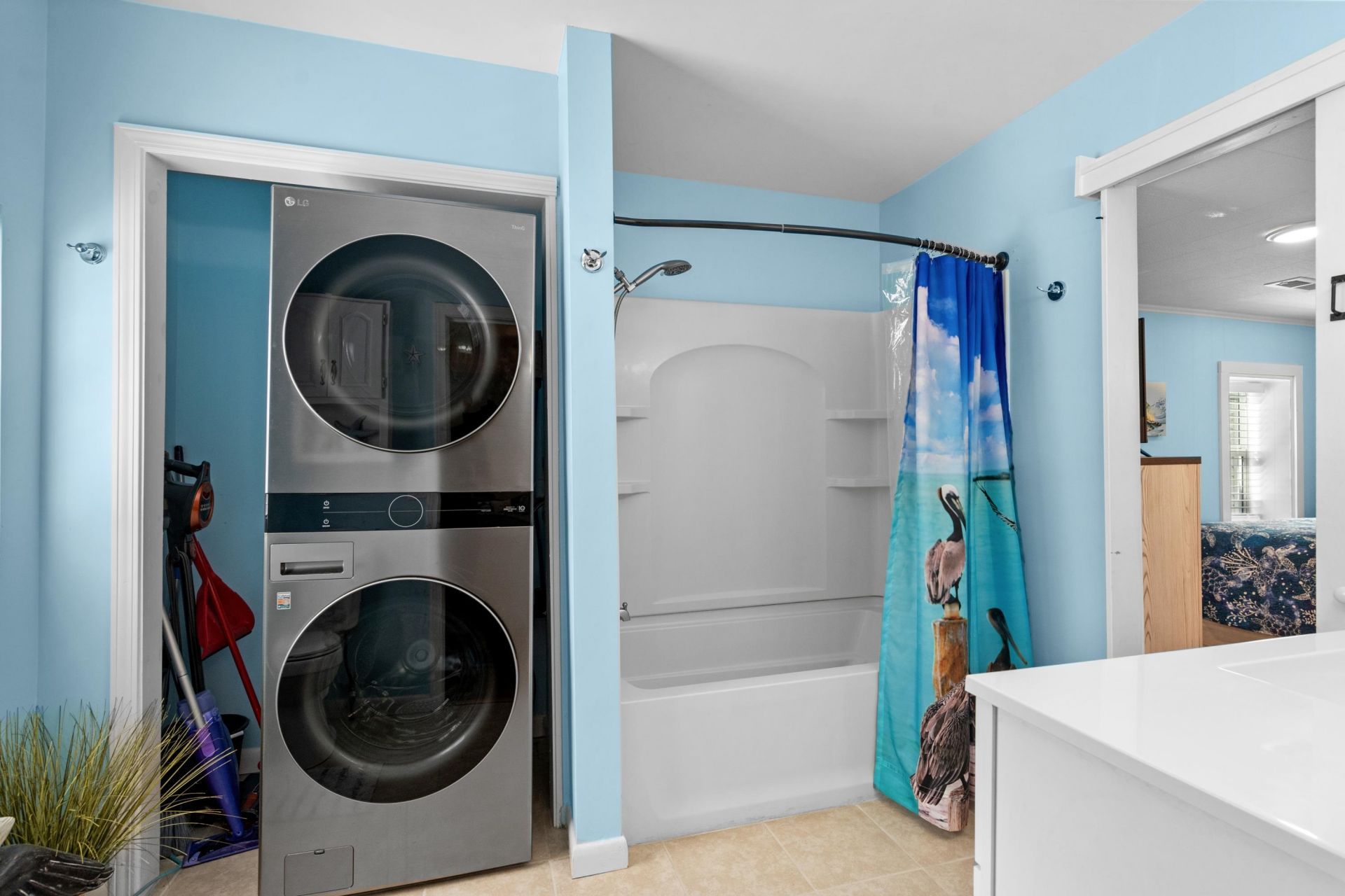 6001 - 1805 S Kings Hwy.  Photo 27