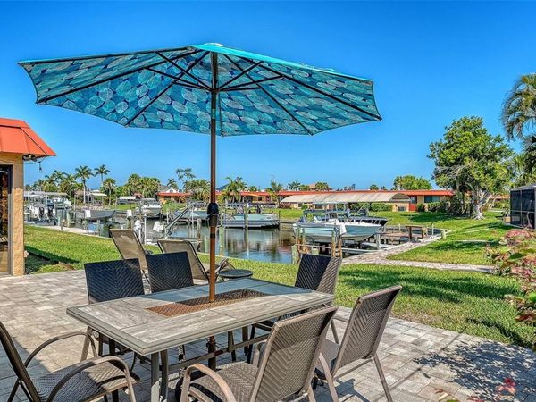 9538 AZURE COVE , BRADENTON, FL 34210