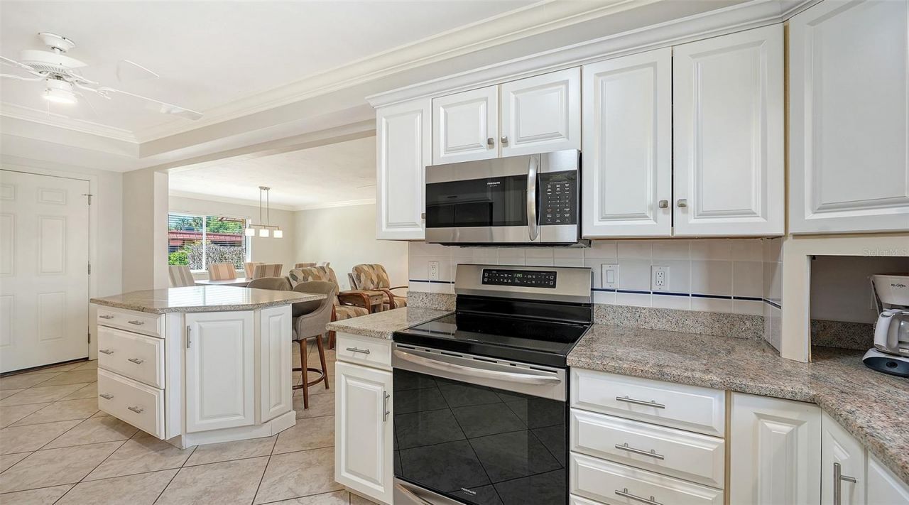 9538 Azure Cove , Bradenton, FL 34210 Photo