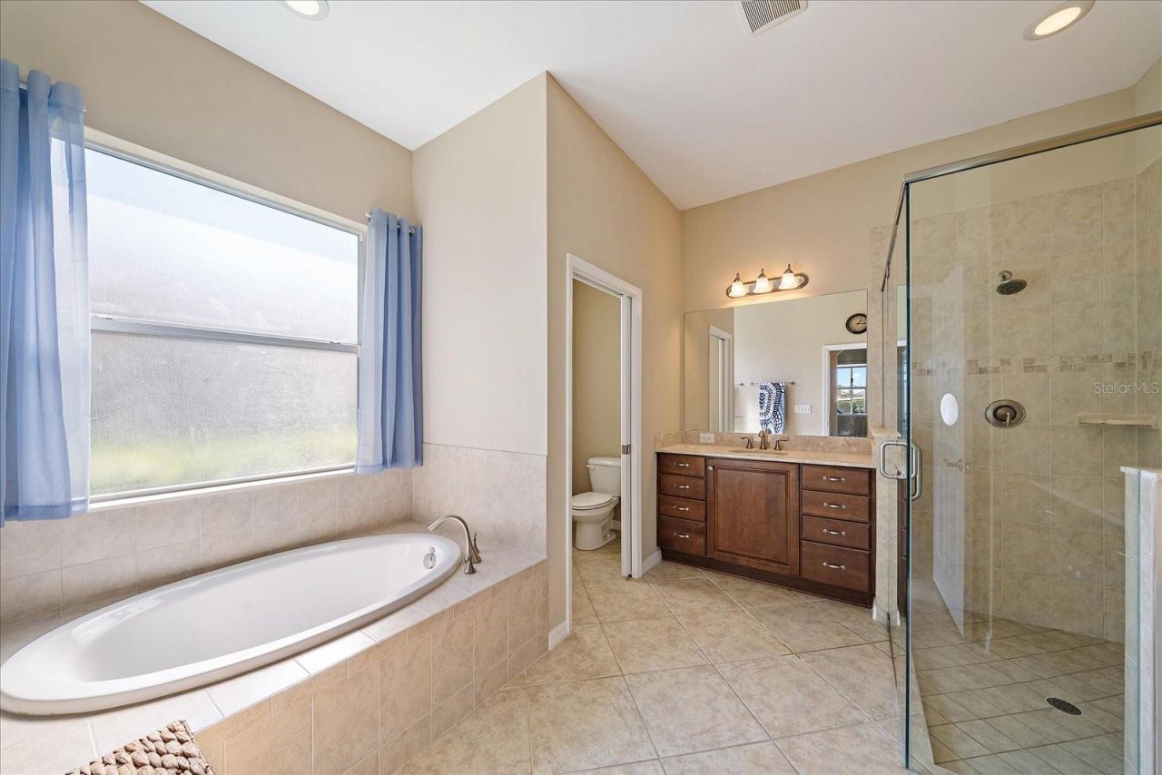 5040 Lake Overlook Avenue , Bradenton, FL 34208 Photo