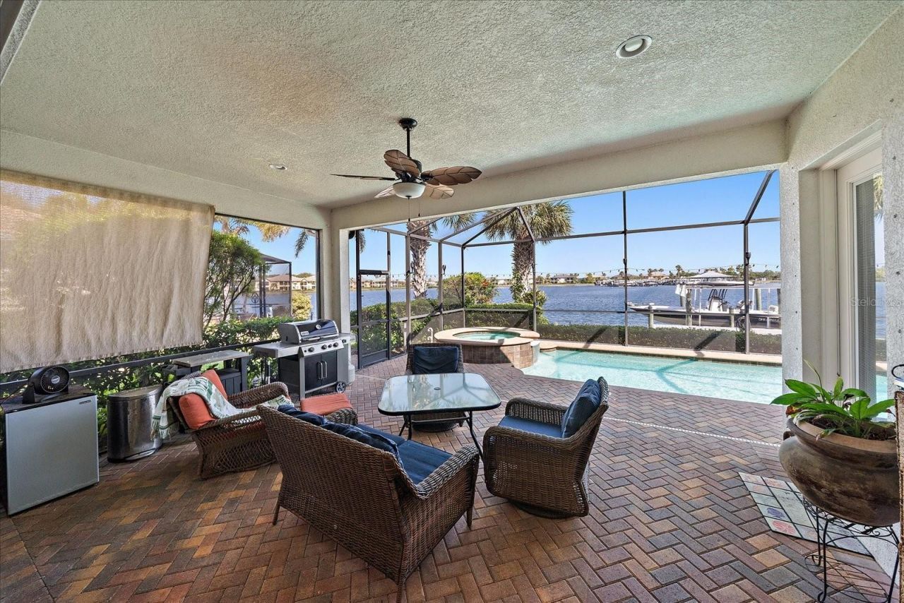 5040 Lake Overlook Avenue , Bradenton, FL 34208 Photo