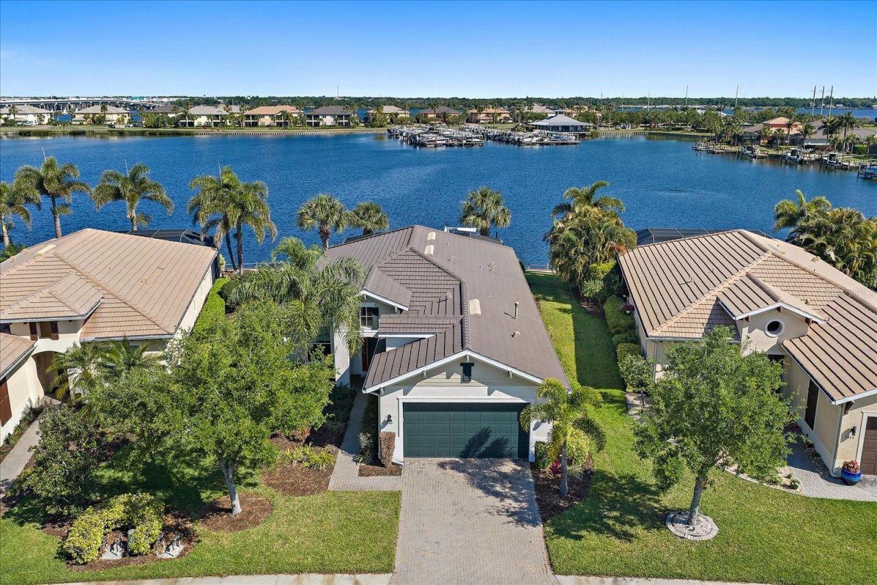 5040 Lake Overlook Avenue , Bradenton, FL 34208 Photo