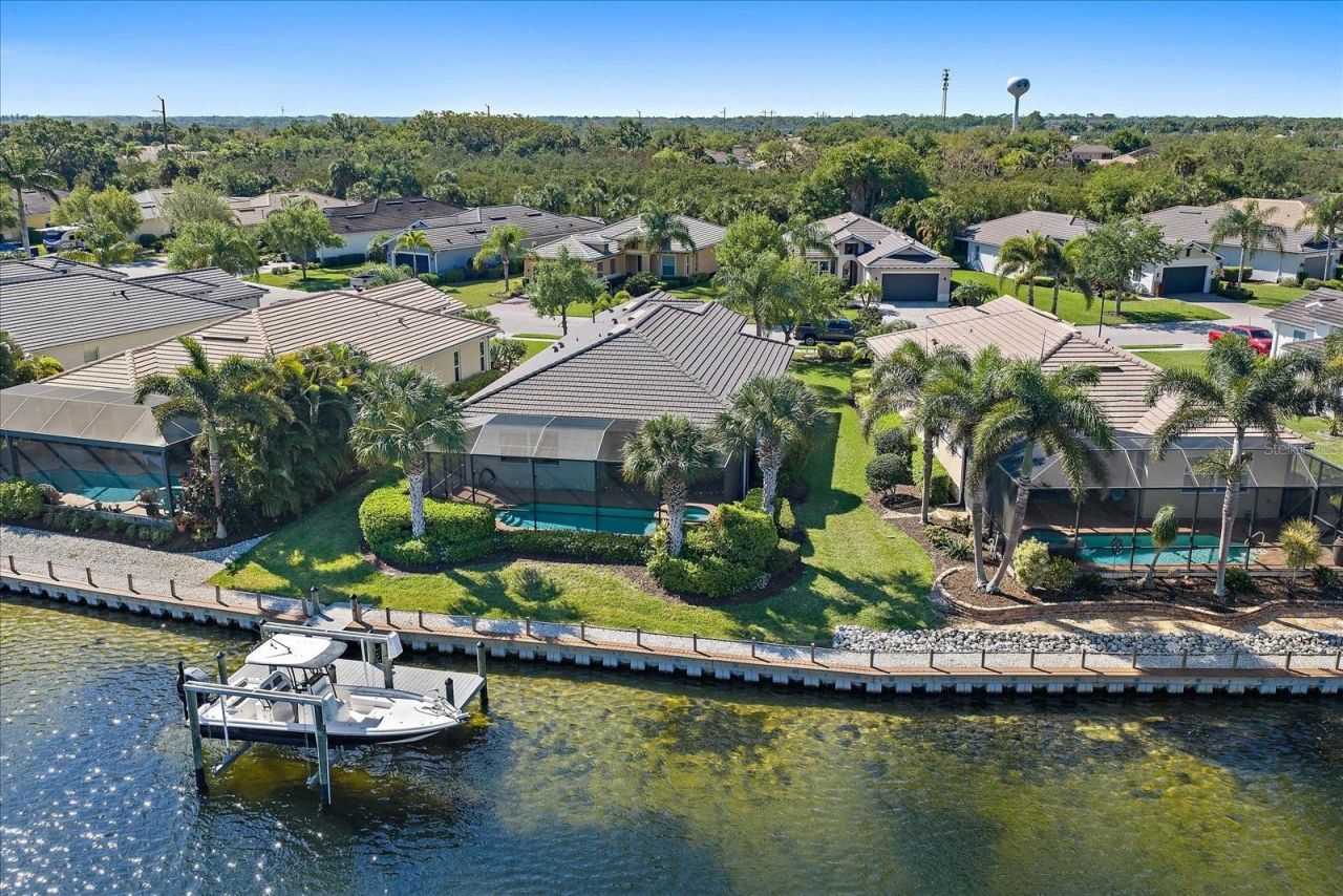 5040 Lake Overlook Avenue , Bradenton, FL 34208 Photo