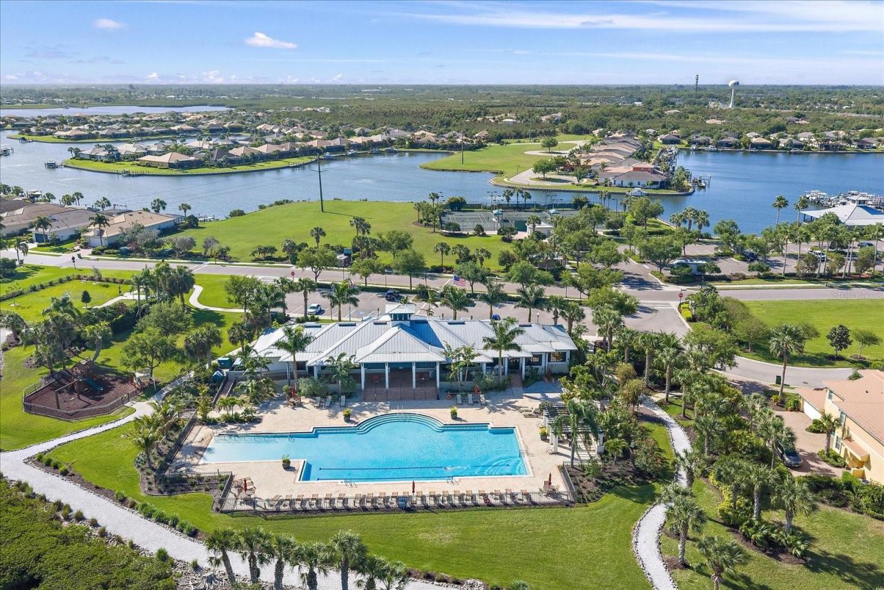 5040 Lake Overlook Avenue , Bradenton, FL 34208 Photo