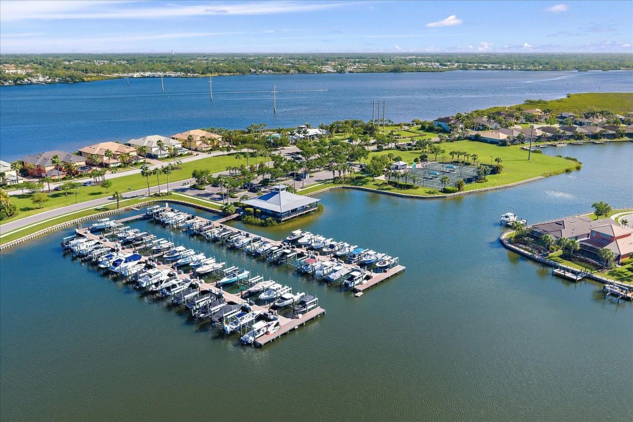 5040 Lake Overlook Avenue , Bradenton, FL 34208 Photo