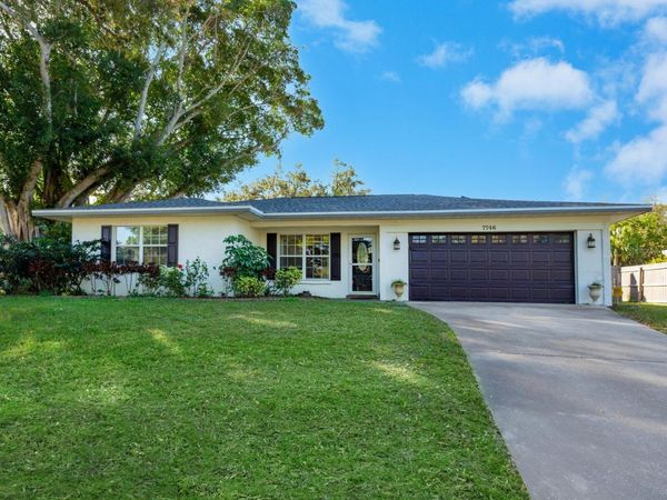 7746 WESTMORELAND DRIVE , SARASOTA, FL 34243