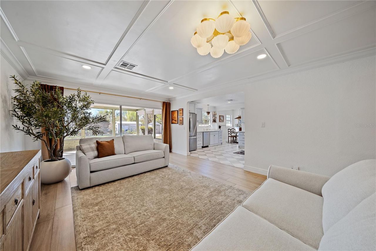 7746 Westmoreland Drive , Sarasota, FL 34243 Photo