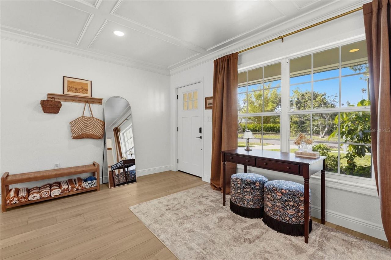 7746 Westmoreland Drive, Sarasota, FL 34243 Photo