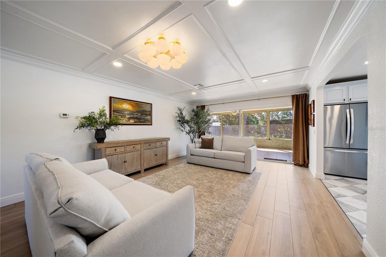 7746 Westmoreland Drive , Sarasota, FL 34243 Photo