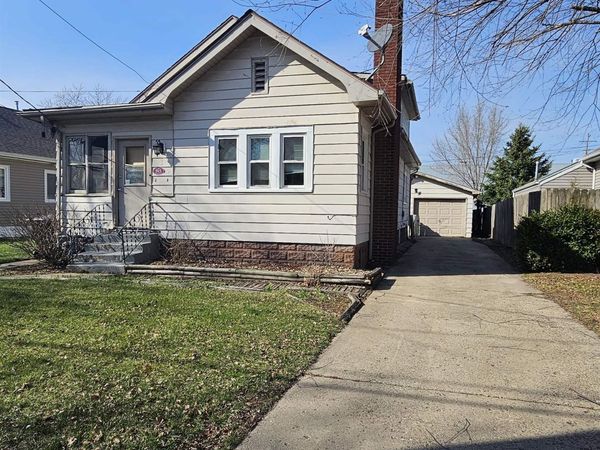 915 Van Wie, ROCKFORD, IL 61103