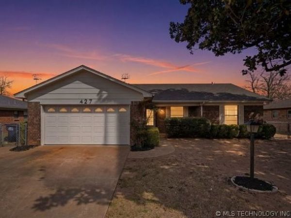 427 E F Street N, Jenks, OK 74037
